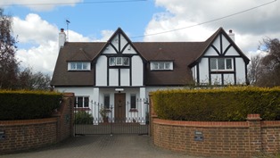 Hartley-Kent: The Cottage, Ash Road