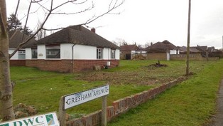 Hartley Kent: Gresham Avenue - Site of Sunny Day (2016)