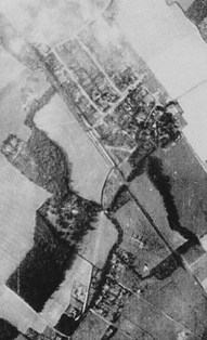 Hartley-Kent: 1940 Aerial photo of Hoselands Hill